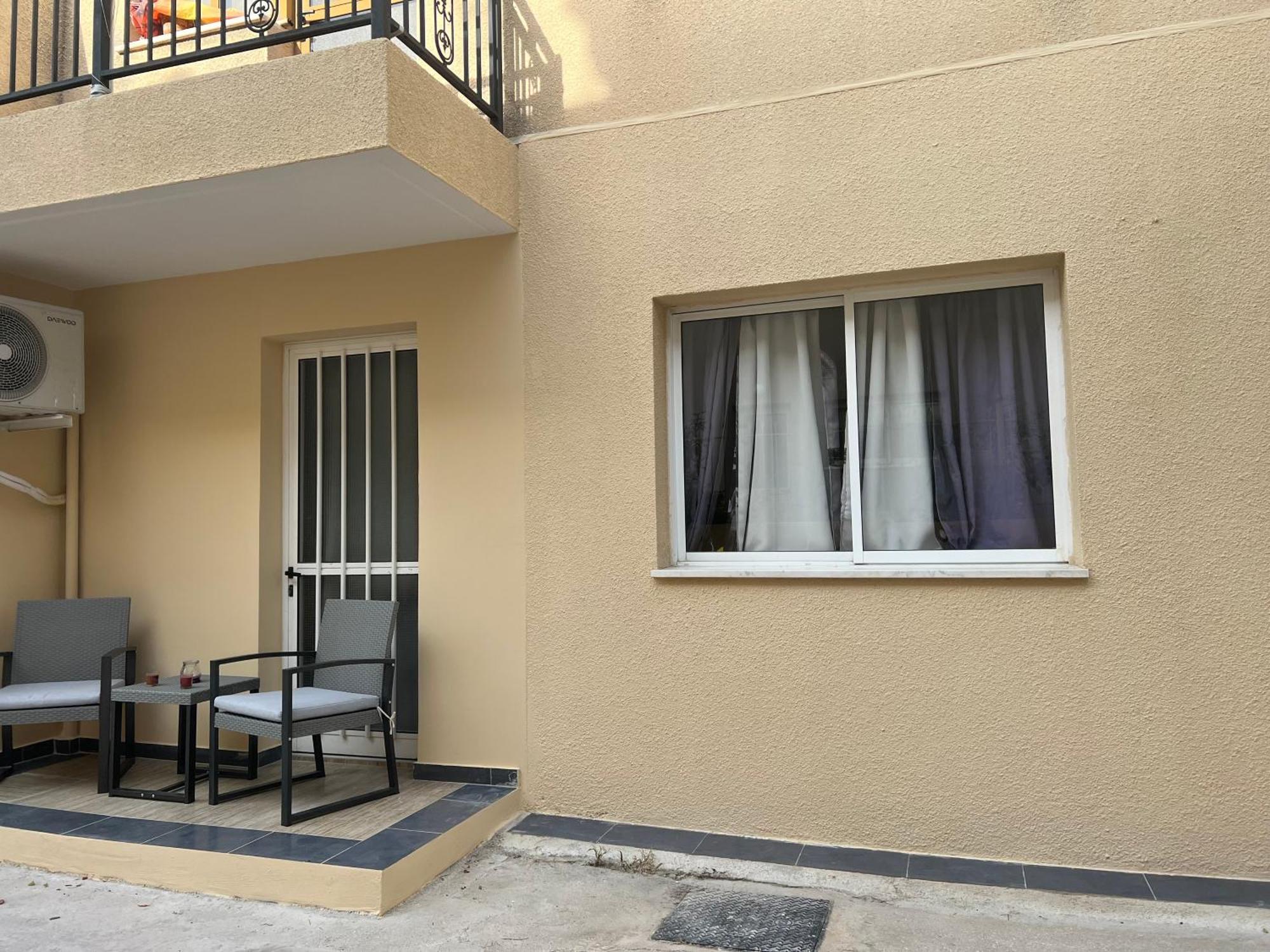 Charalambous Apartment Paphos Esterno foto
