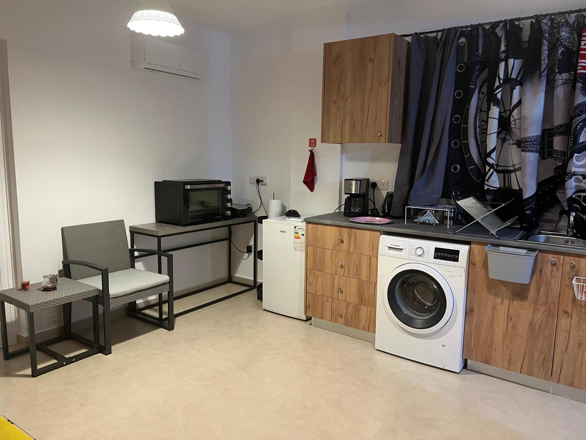 Charalambous Apartment Paphos Esterno foto